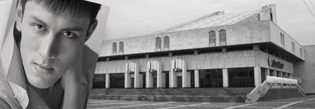 Зависимый театром молодой актер - Раиль Шамсуаров...